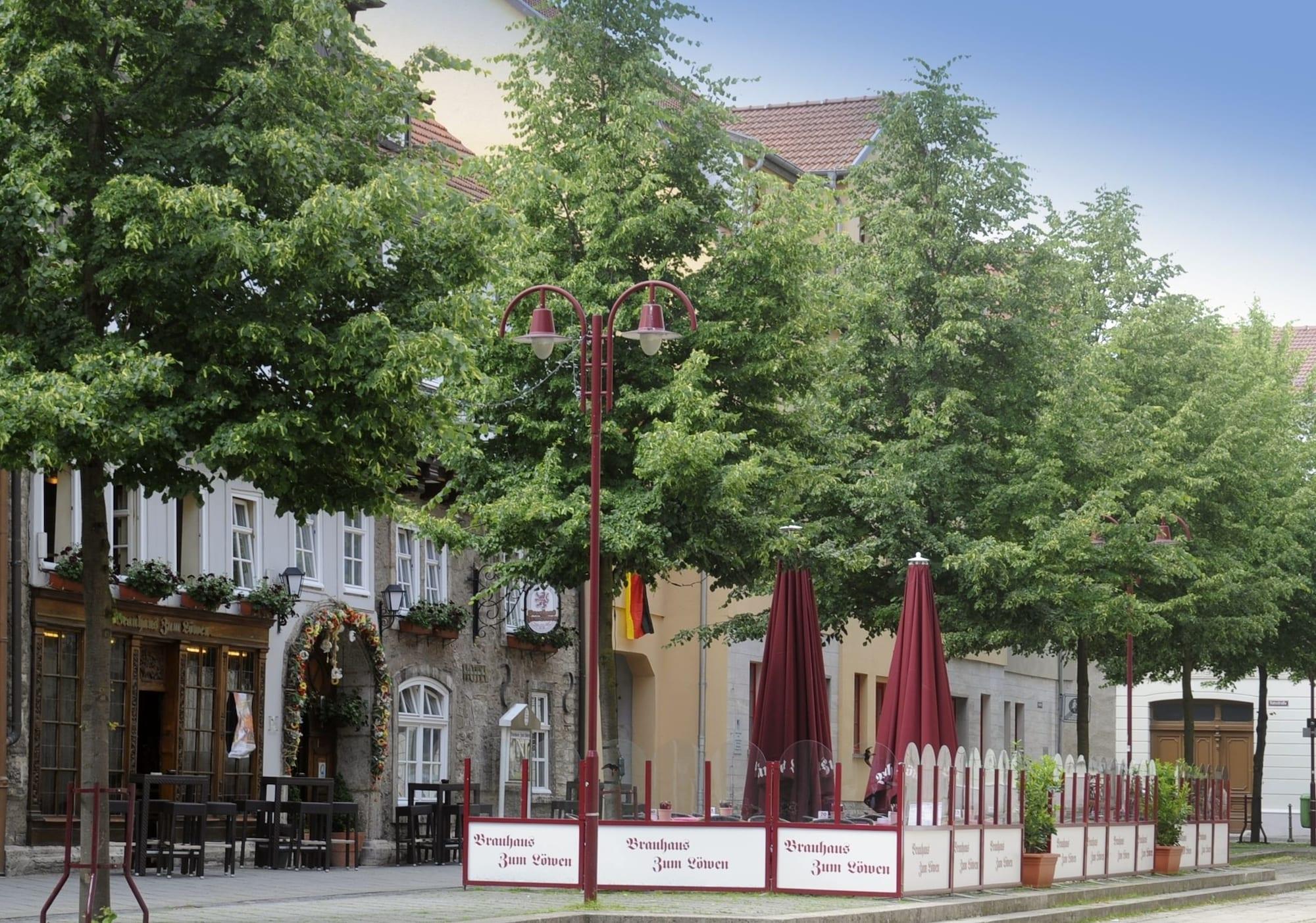 Brauhaus Zum Loewen Hotel Muhlhausen Bagian luar foto