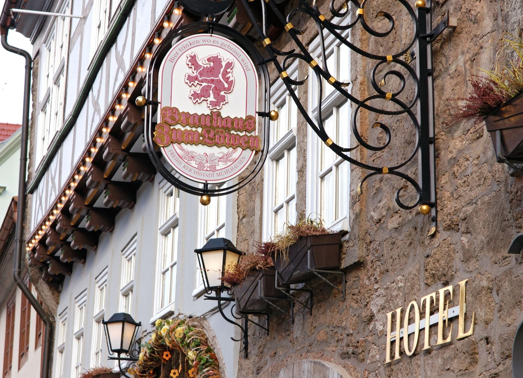Brauhaus Zum Loewen Hotel Muhlhausen Bagian luar foto