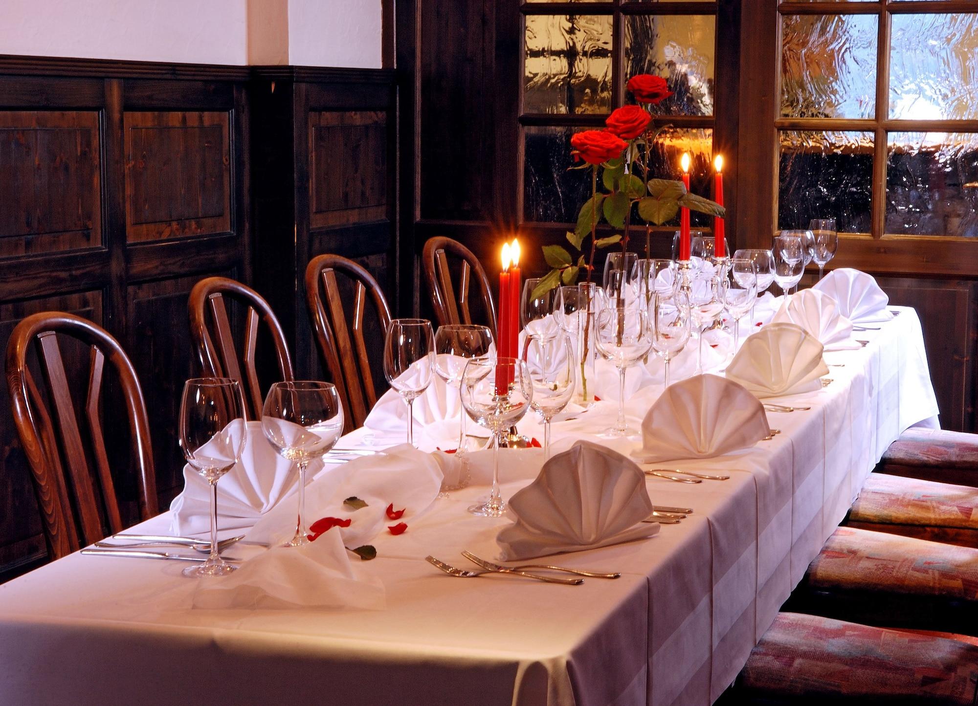 Brauhaus Zum Loewen Hotel Muhlhausen Bagian luar foto